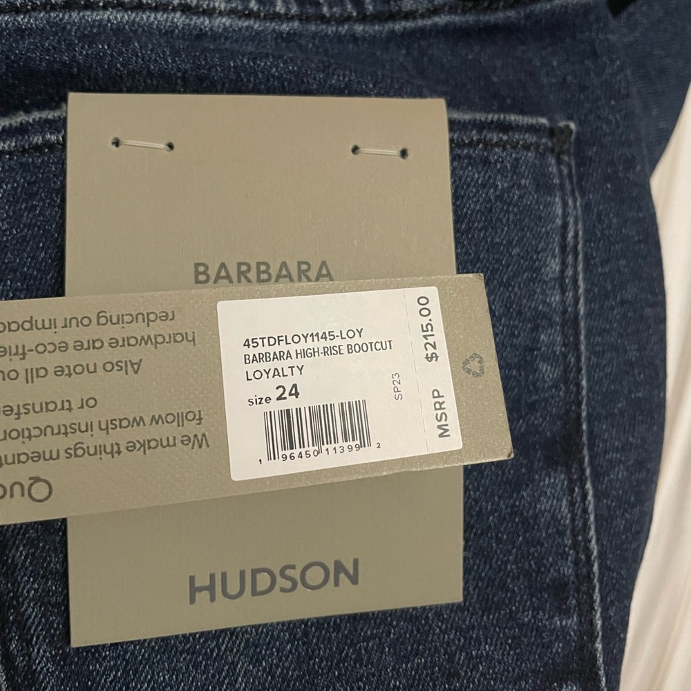 NWT Hudson Jeans Barbara High-Rise Bootcut Jean w/ Slit Hem - Picture 8 of 9
